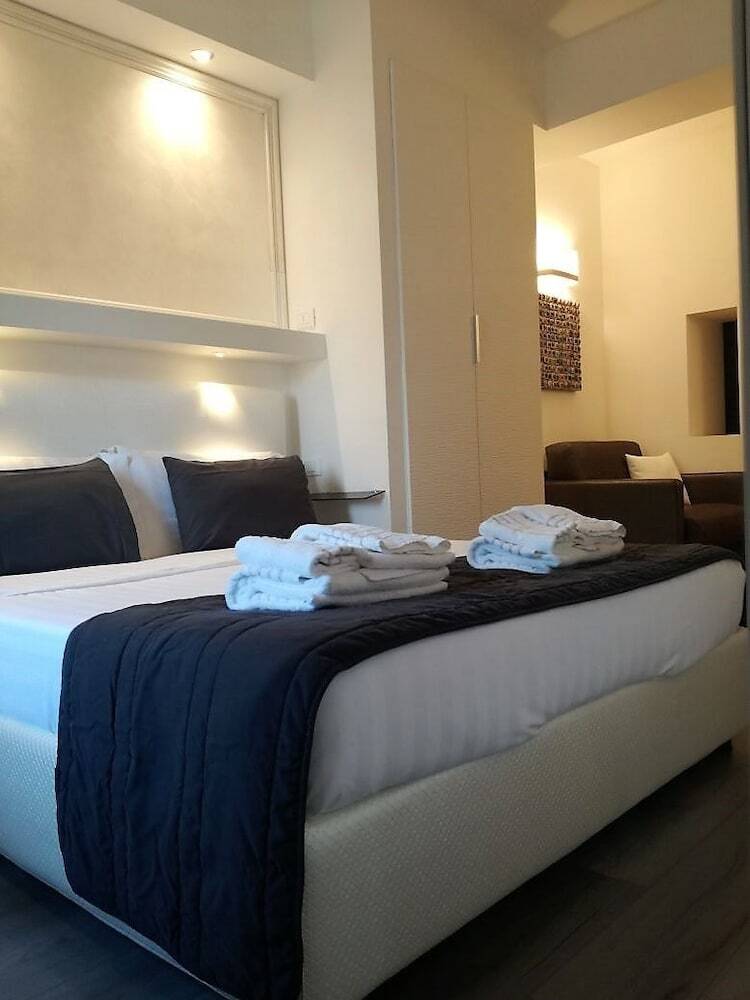 Brunelleschi Luxury Holidays Rom